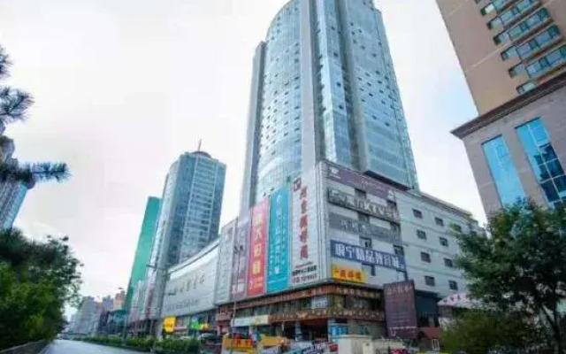 Yinhe Theme Apartment (Taiyuan Shimao Shop)