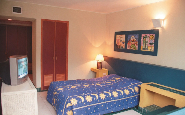 Hotel Guadaira Resort