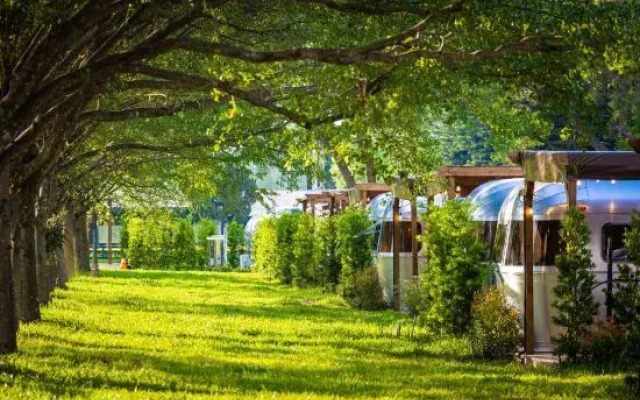 Bon Chill Glamping By Cosmos Oasis