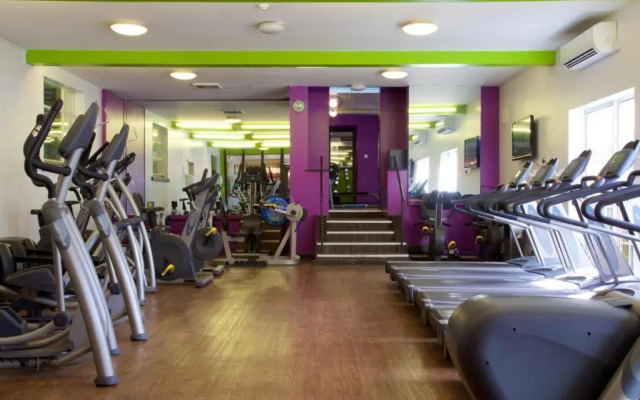 Manchester Airport Stanley Hotel