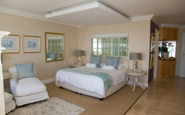 Atlantique Villa Camps Bay 4-Bedroom Luxury Villa