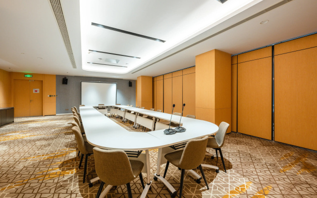Holiday Inn Express Xinji City Center