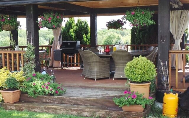 Ashlawn