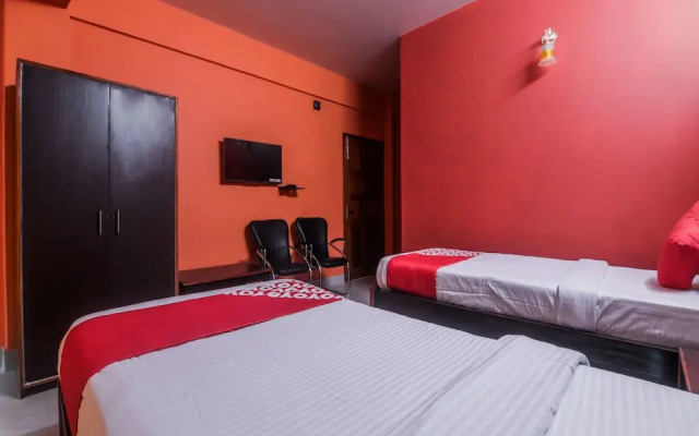 Oyo 18528 Field Residency Inn