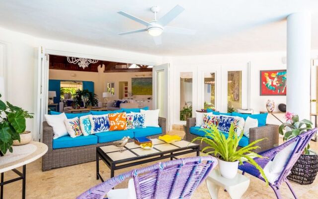 Unlimited Luxury Laureanne's Villa