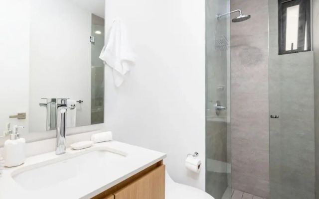 Condo Aria Ocean 306