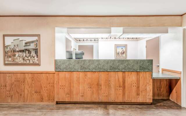 Super 8 by Wyndham Wickenburg AZ