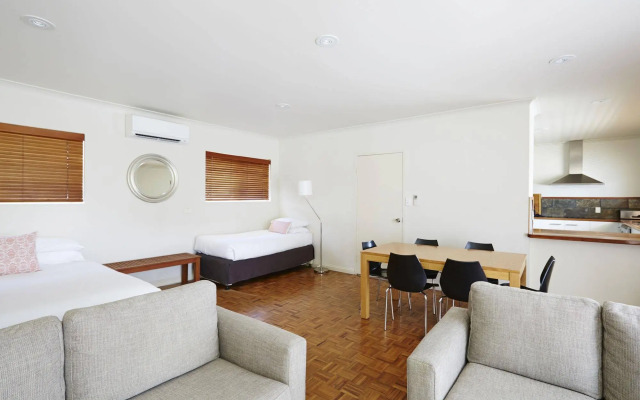 Bay Beach Motel