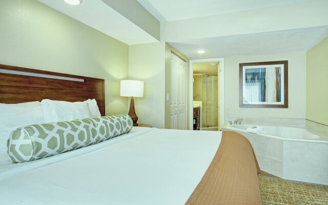 Wyndham Royal Vista
