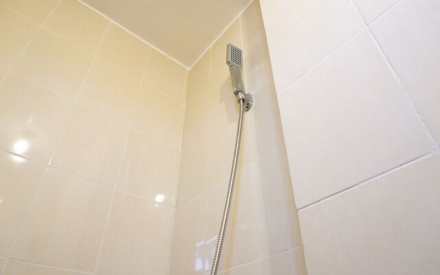 Warm and Cozy 1BR Puri Park View Apartment