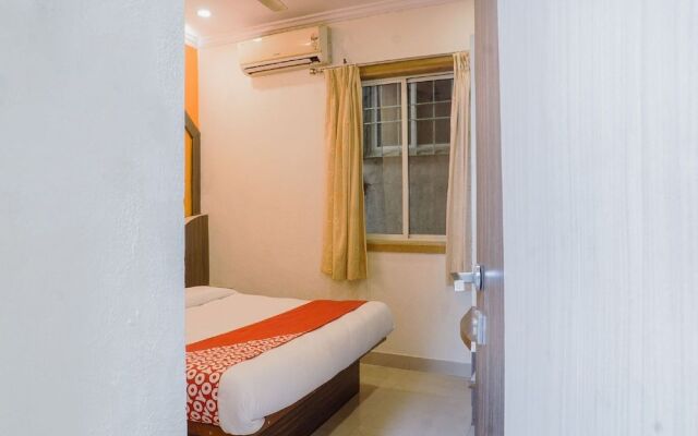 OYO Flagship 24766 Hotel Sonai Palace