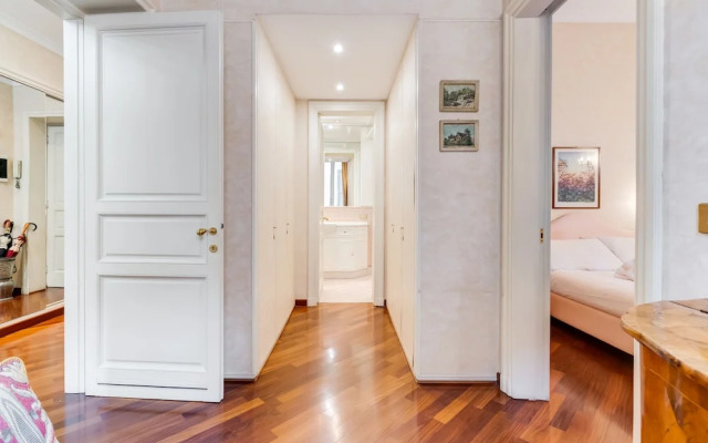 Trevi Fountain Apartments