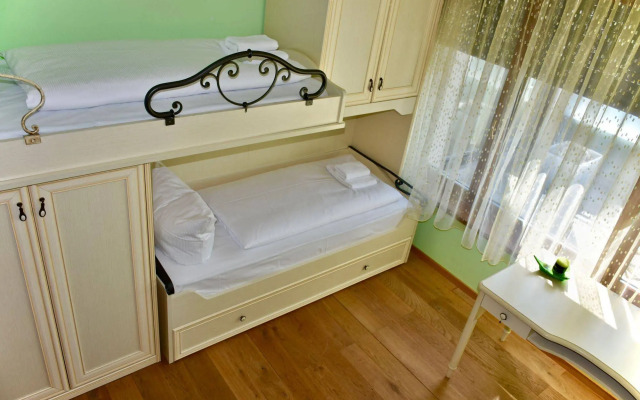 Aparthotel Christie