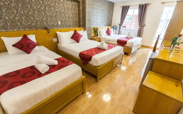Ailen Garden II Hotel
