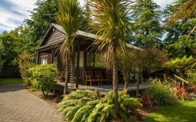 Tongariro Lodge