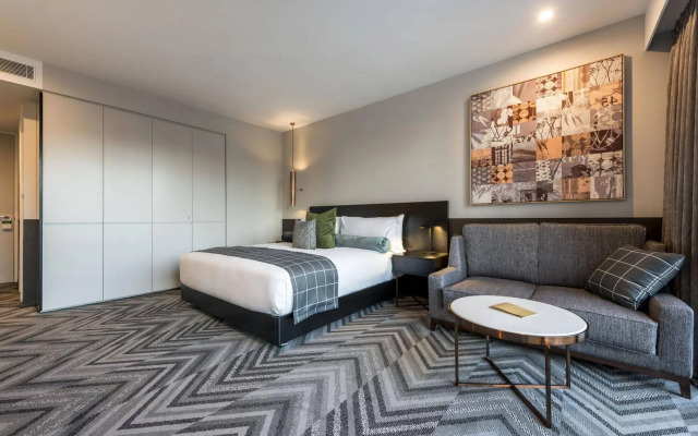 Rydges Perth Kings Square
