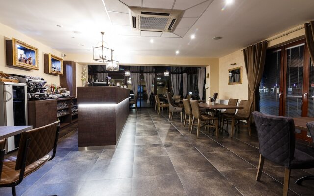 Grand Hotel Senica