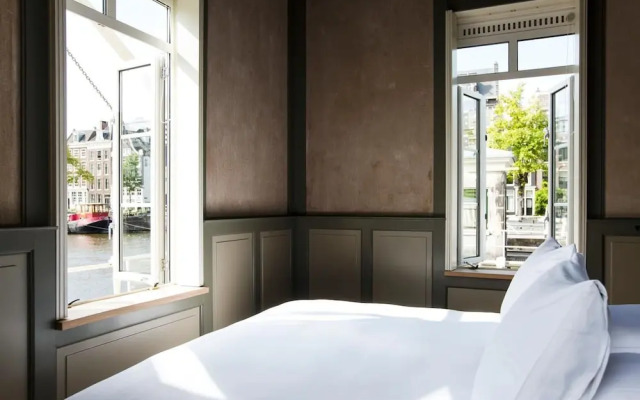 SWEETS - Amstelschutsluis