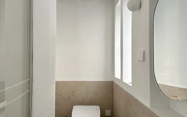 Shanghai Hills& Art Suite 18