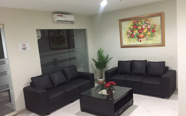 Apartment Green Lake View by Property Time