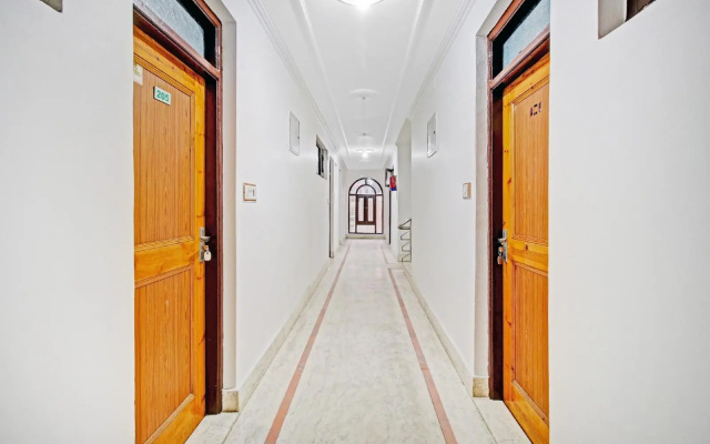 OYO 84775 Hotel Grand Sultan