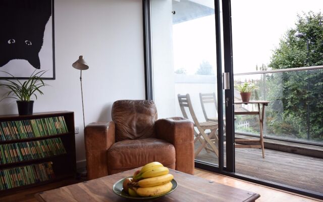 Beautiful 2 Bedroom Apartment in Dalston