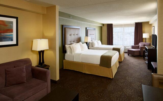 Holiday Inn Express Hotel & Suites Timmins, an IHG Hotel