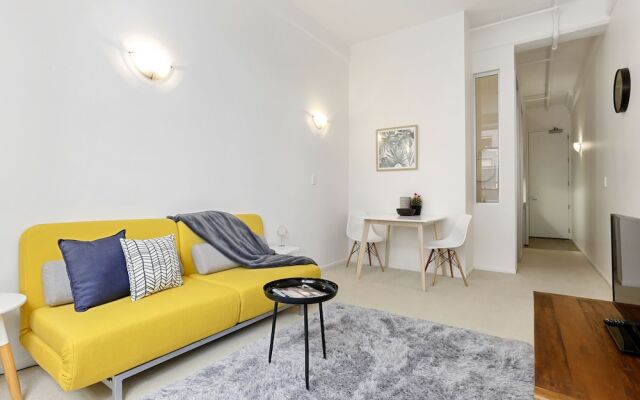 Queenstreet Apartment by Urban Butler