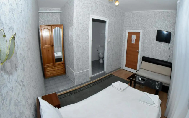 Hotel Rade 1