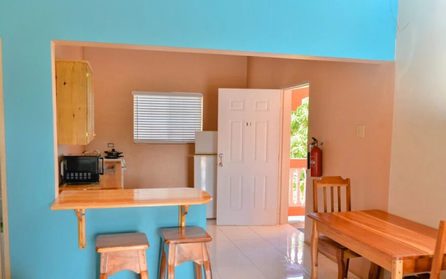 Sea View Apartments Negril