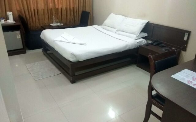 JK Rooms 108 Hotel Royal Regency