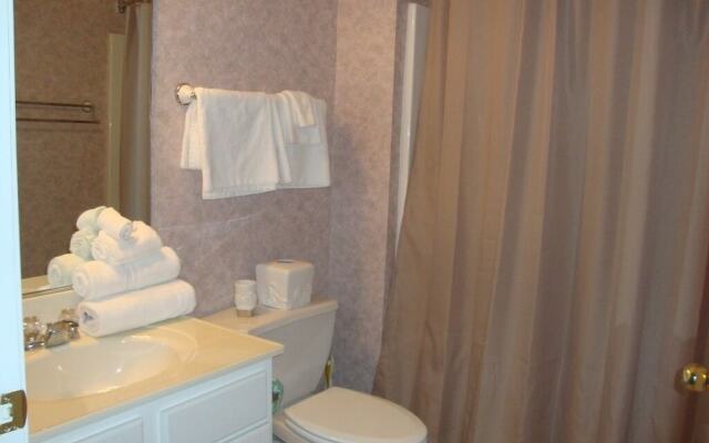 Arbor Trace Condo #723