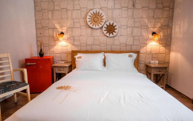 Alba Otel Alaçatı
