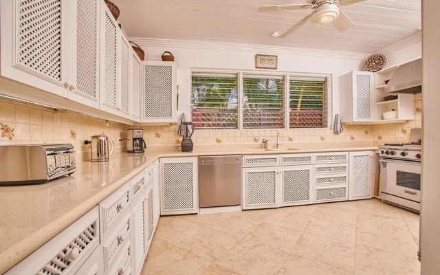 Luxury Beach Front Villa Estate