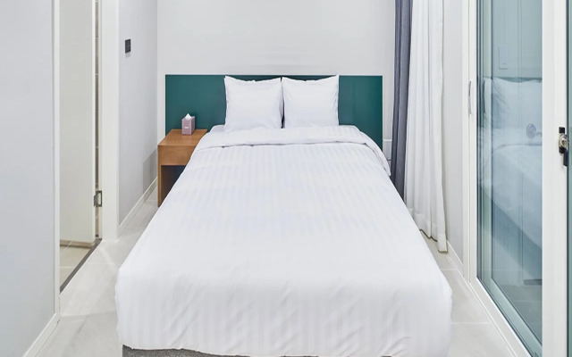 Yangyang White House Pension