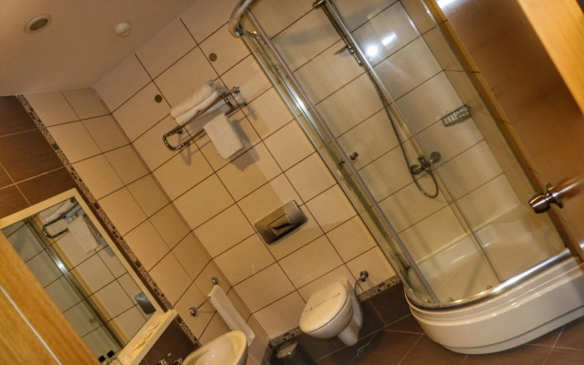 Hotel Lazlakar