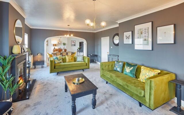 Regency Mansions Apartment