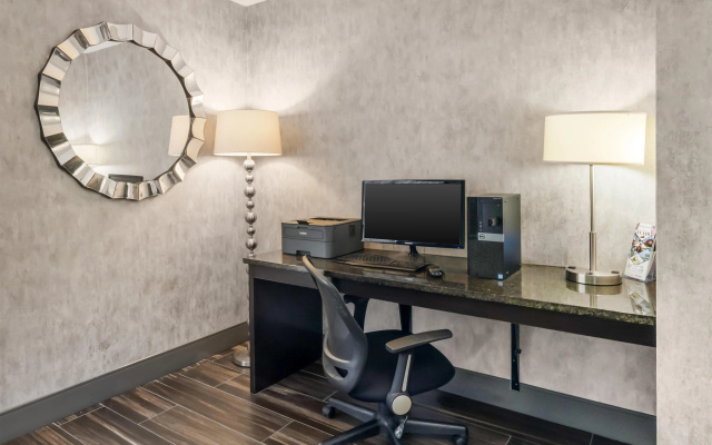 Best Western University Inn