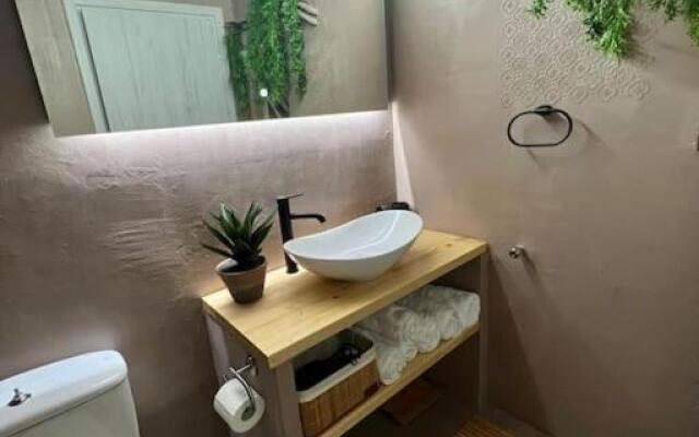 Lampsakou suites 2-bedroom house in VOLOS