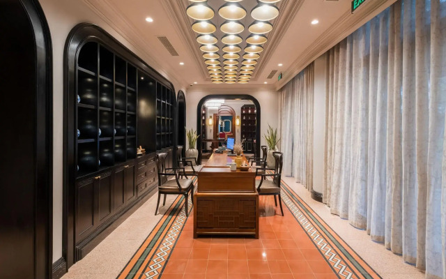 Silk Path Grand Hue Hotel