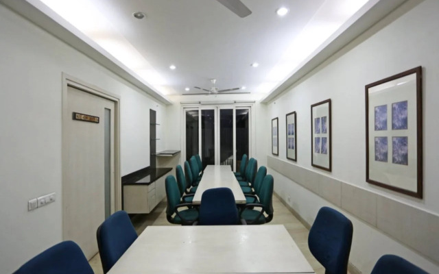 Anav house