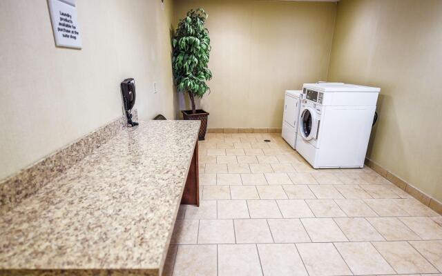 Hampton Inn and Suites Pine Bluff