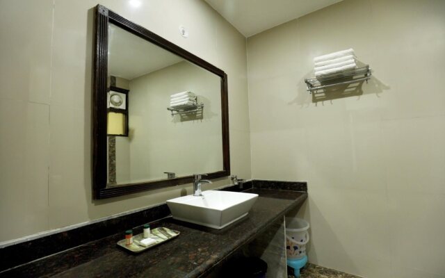 OYO 8095 Hotel Taj Castle
