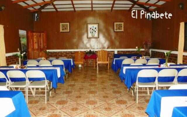 El Pinabete Finca & Cabañas