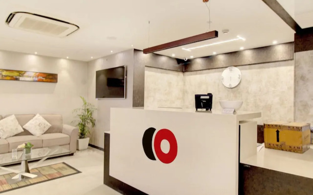 Capital O 41106 37th Crescent Boutique Suites