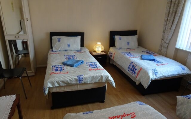 Home With a View Close to Liverpool Stadium