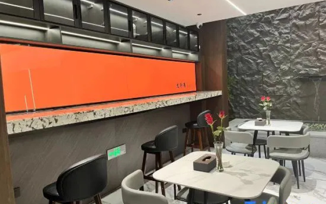 Longxuan Residence Light Luxury Elegant Accommodation