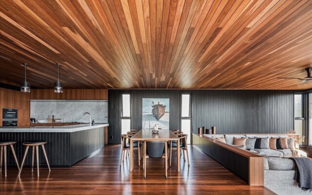 Bay Rock House