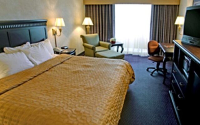 Best Western Coliseum Inn & Suites - Hampton