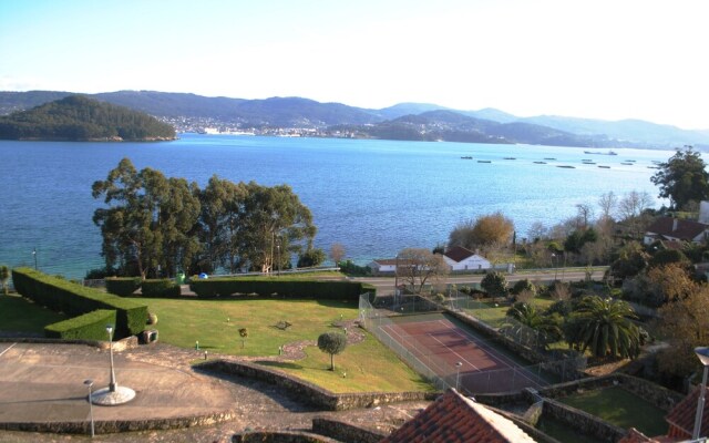 House - 4 Bedrooms with Pool and Sea views - 107739